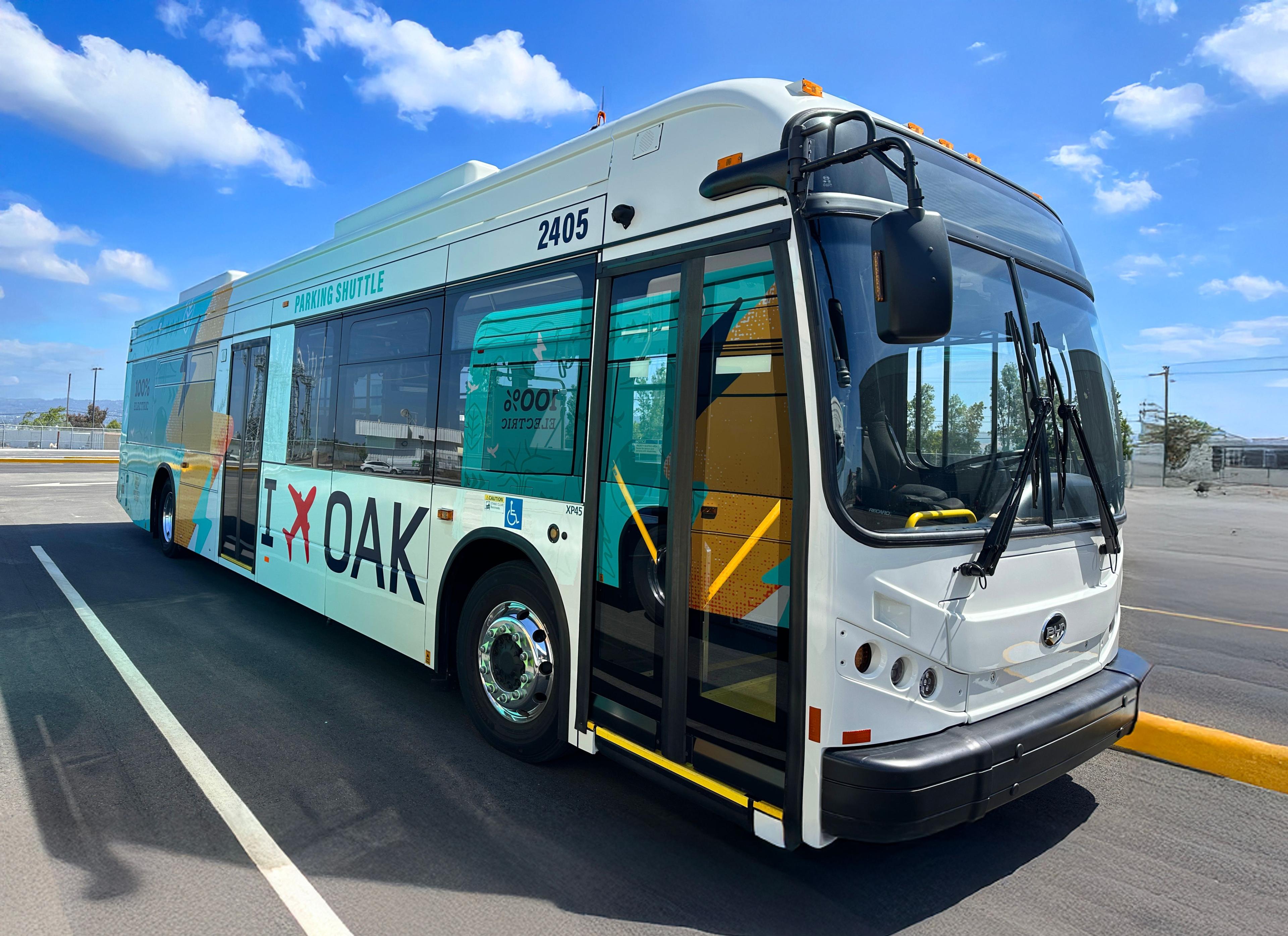 Oakland Airport shuttle bus 