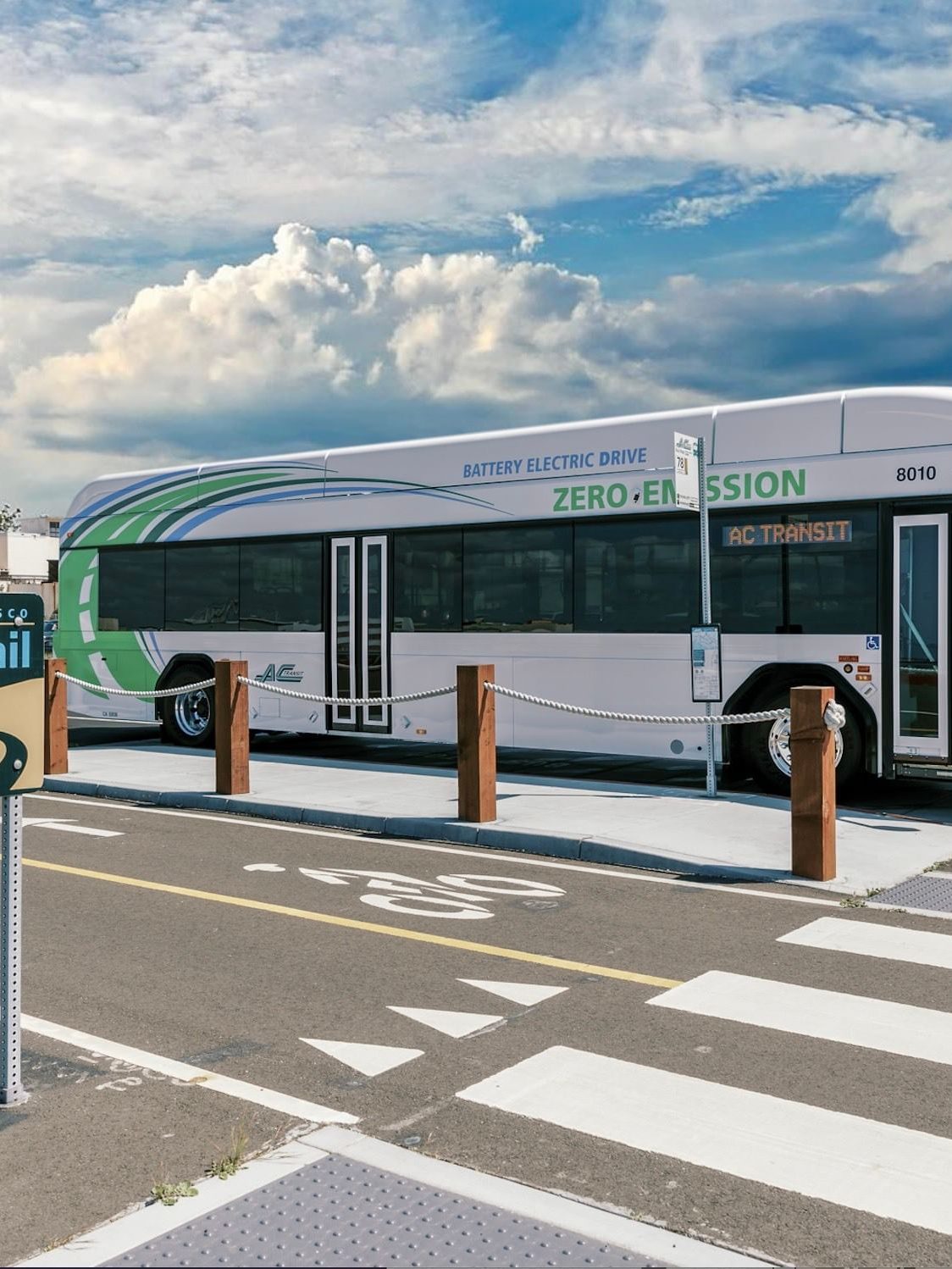 AC Transit Electric Bus