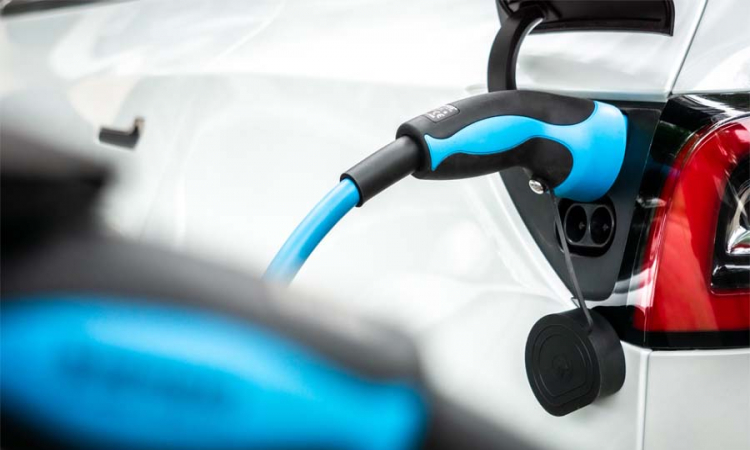 The Mobility House und smart1 kombinieren ihre Systeme