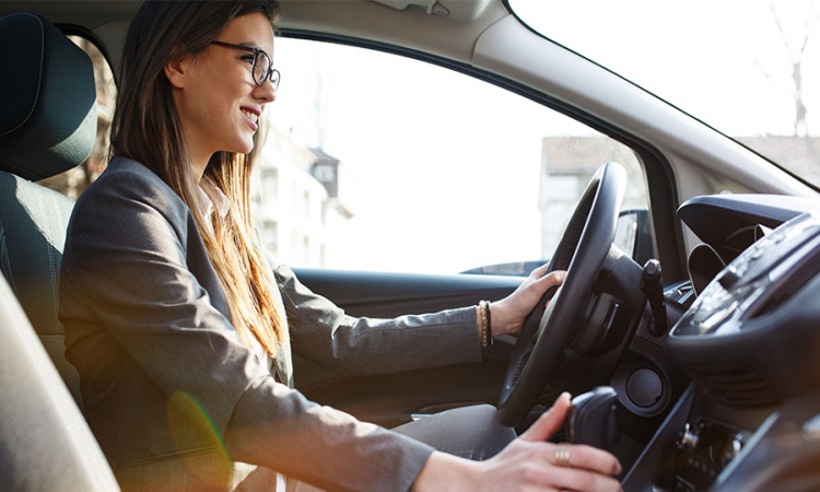Plug-in hybrids as company vehicles: with electricity to work, with gasoline off to a long-distance ride