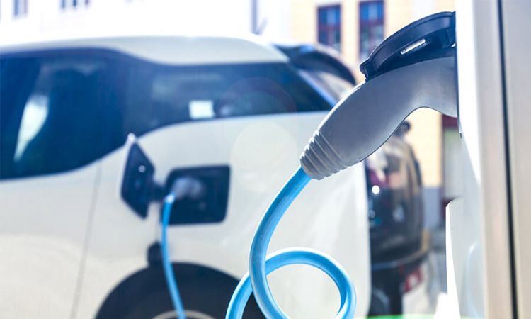 Förderung von Elektroautos: Was Käufer zum neuen Umweltbonus wissen müssen