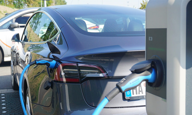 Neuer Masterplan der Bundesregierung: Mit intelligenter Ladeinfrastruktur für Elektroautos lässt sich maximale Förderung sichern
