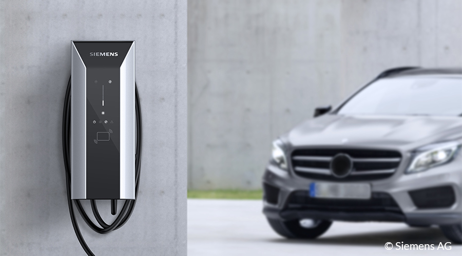 E-Auto lädt an der EVBox Elvi Wallbox